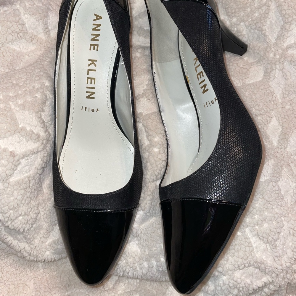Anne Klein black heels
